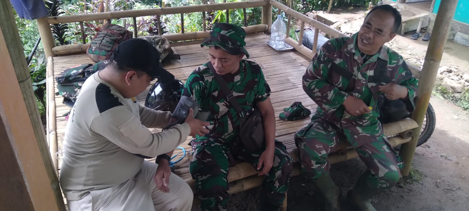 TMMD ke-127 di Desa Cipelah Hadirkan Layanan Kesehatan, Sosial, dan PJU