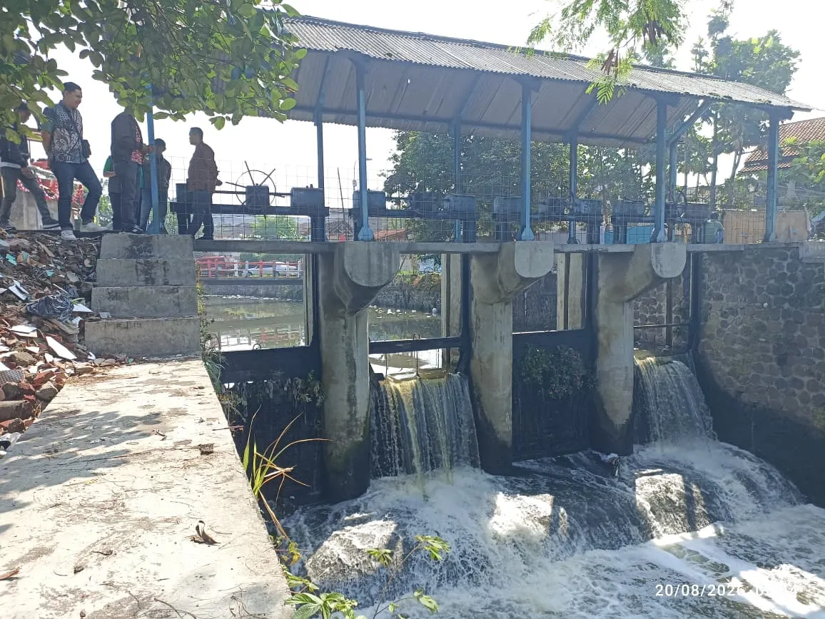 Cek Tumpukan Sampah di Citepus, Pentahelix Dayeuhkolot Usul Solusi Atasi Sampah Kiriman