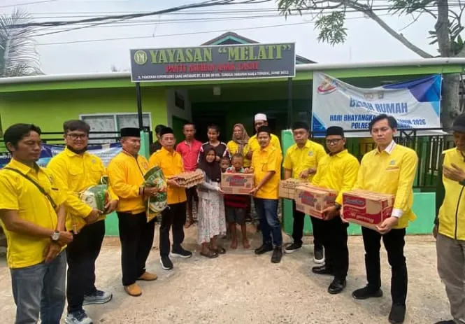 HUT ke-62 Partai Golkar, DPD Golkar Tanjab Barat Gelar Ziarah dan Santuni Anak-anak Yayasan Melati