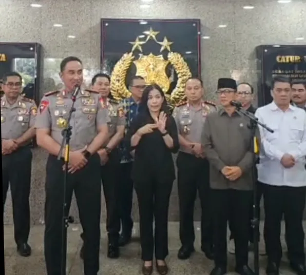 Perkuat Pembangunan Desa, Kapolri Terima Audiensi Menteri Desa dan Pembangunan Daerah Tertinggal