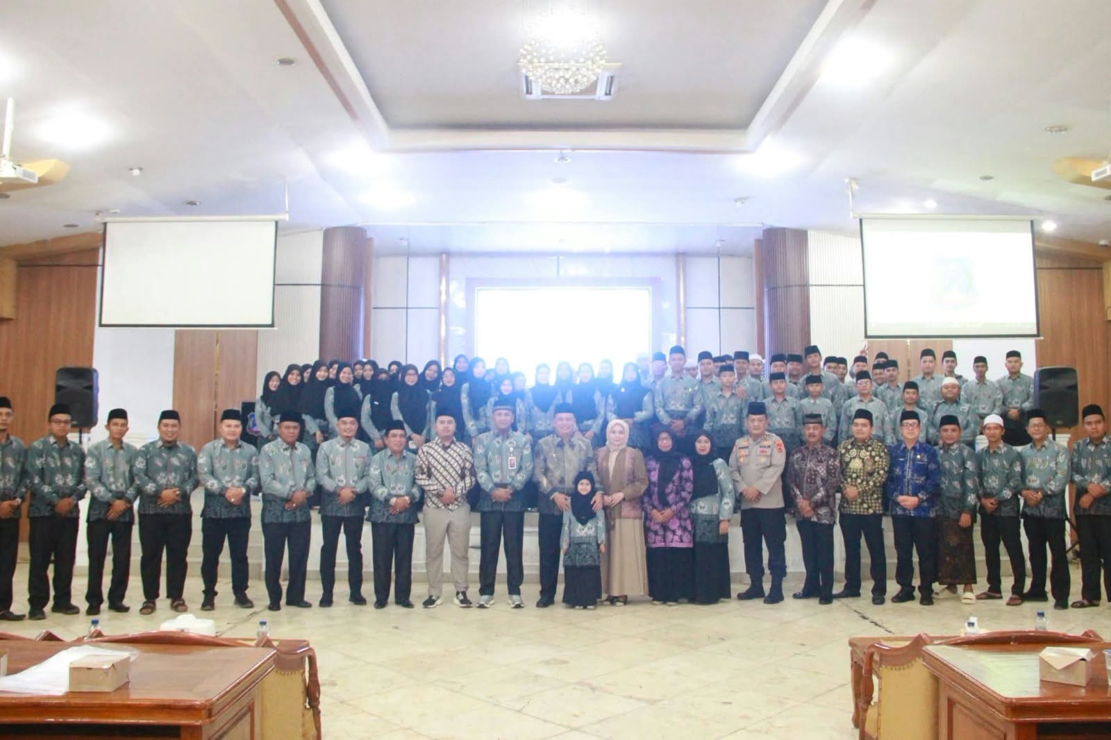 Kafilah Tanjab Barat Resmi Dilepas Menuju MTQ ke-55 Tingkat Provinsi Jambi di Kota Jambi